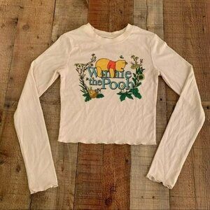Disney Winnie the Pooh womens size XS cream ribbed knit long sleeve crop top
